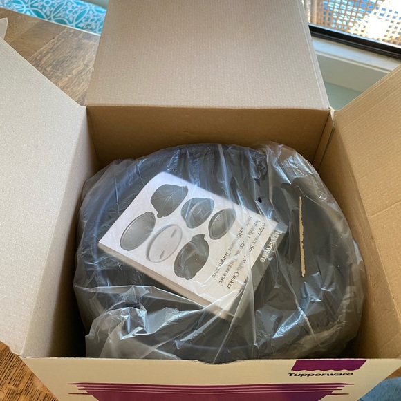 Tupperware Smart Multi-cooker brand new!!! - Picture 5 of 5